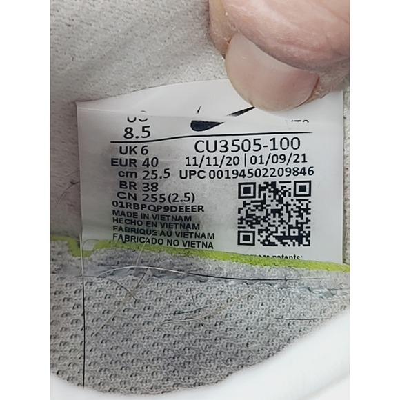 Nike Running Shoes, Men's , Size 8.5, White/Silver Color. - Picture 7 of 8